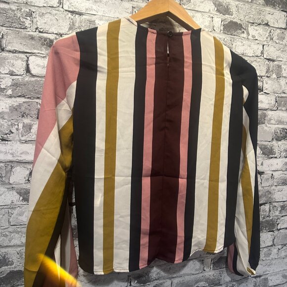 EUC Forever 21 Pink, Yellow, Black Blouse Cropped Size Small - Picture 7 of 14